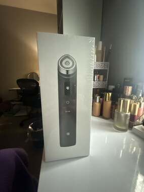 Medicube AGE-R Booster Pro Skin Care Device